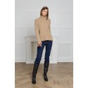 Megztinis su apykakle Selena, smėlio spalvos