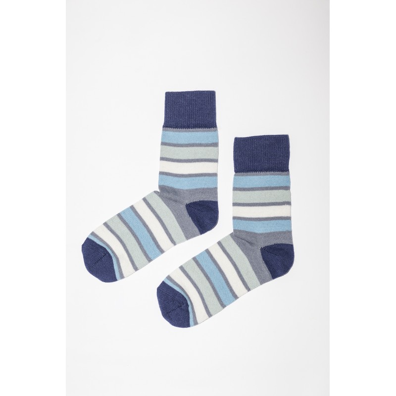 Mėlynos spalvos dryžuotos kojinės