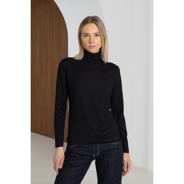 Golfas su šilku Antonia, juodos spalvos