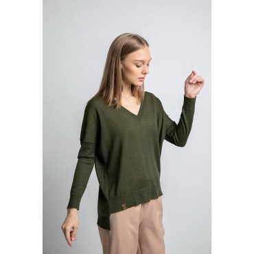 Laisvo silueto megztinis trikampe iškirpte Ariane, samaninės spalvos