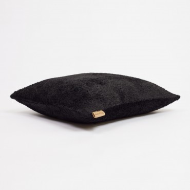 AIKO juodos spalvos pagalvėlė