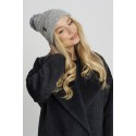 Kepurė su dideliu bumbulu Elisa, šviesiai pilkos spalvos